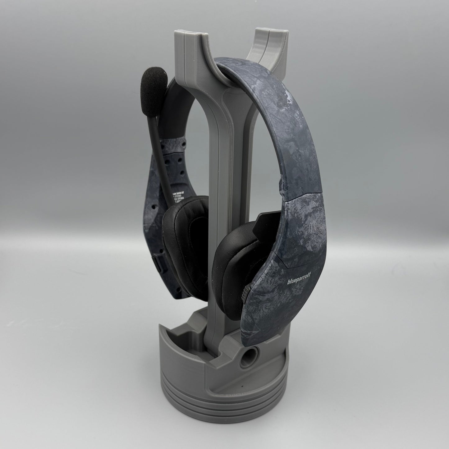 3D Printed Piston Rod Headset Stand - Gaming - Headphones - Computer Accessories - For Him - For Her - Mechanic - Engine Parts