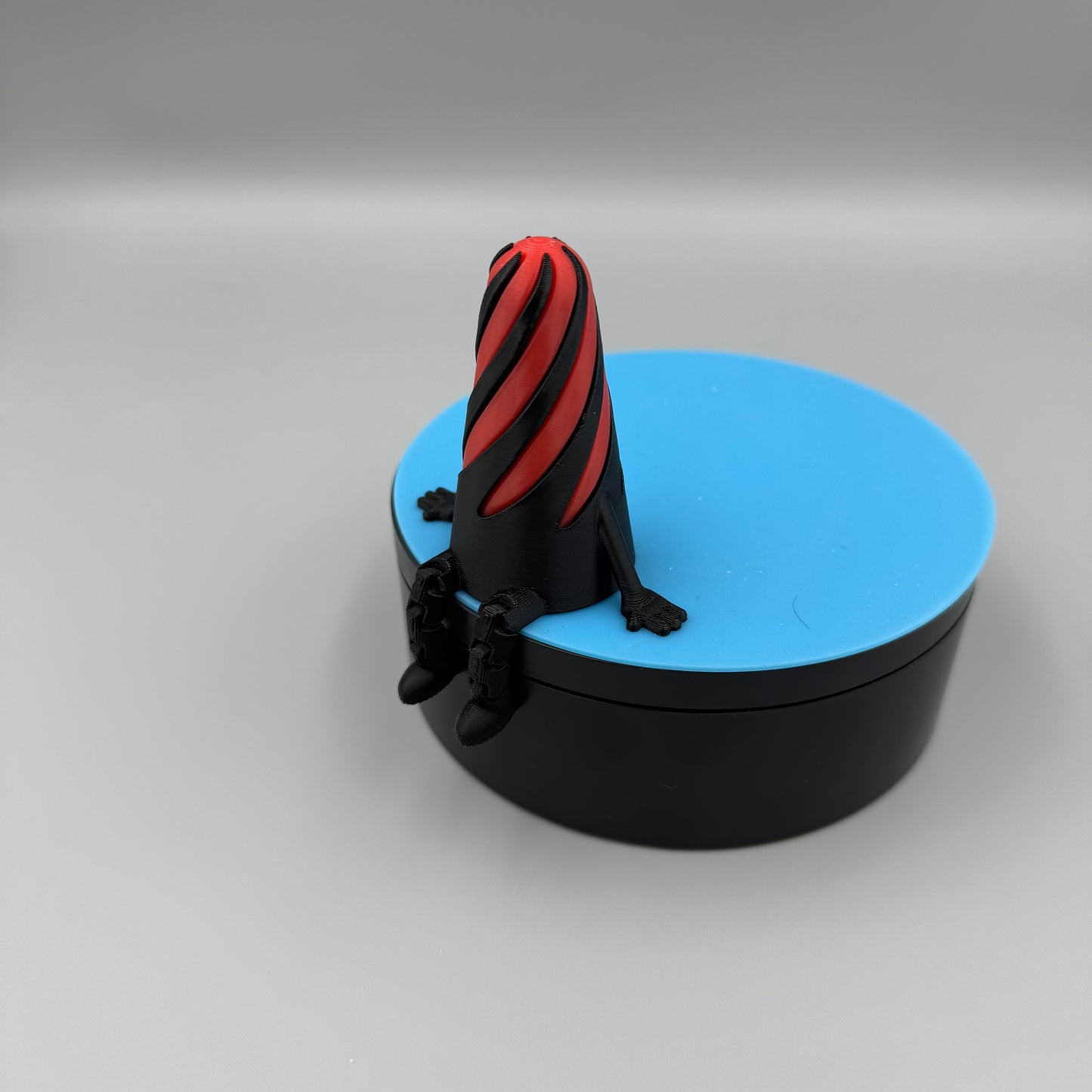 3D Printed Passthrough Fidget Buddy - Desk Buddy - Articulating legs - gift - for him - for her - coworkers - office organization - fun